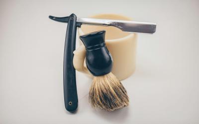 TOP PORTABLE GADGETS FOR GROOMING ON THE GO