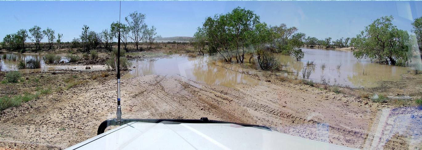 MoongrosseChannel on the Birdsville Track, SA